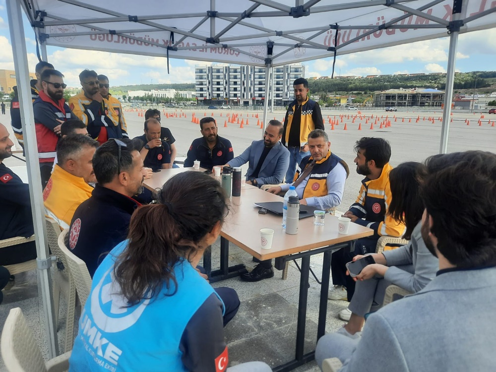 Sağlık Personeline Ileri Düzey Sürüş Eğitimi (4)