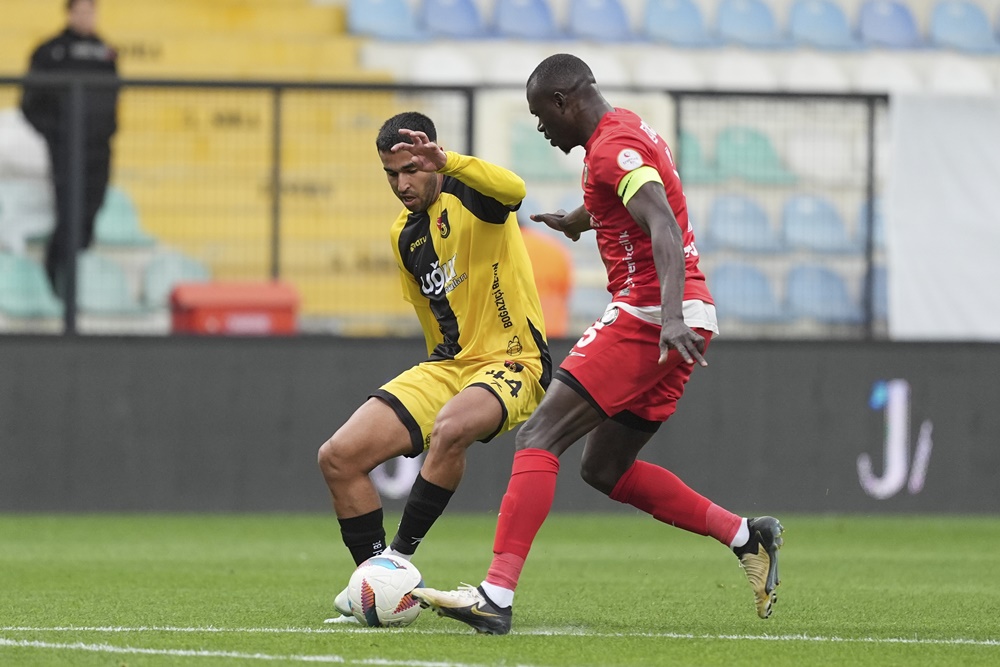 Tatsız, Tutsuz Veda8