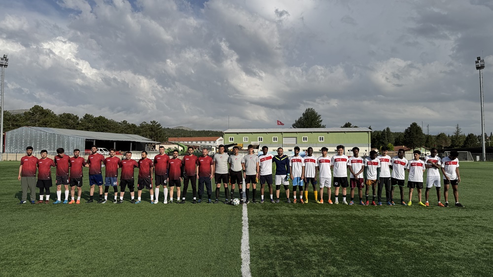 Yabancı Öğrenciler Etkinliklerle Uyum Sağlıyor (2)