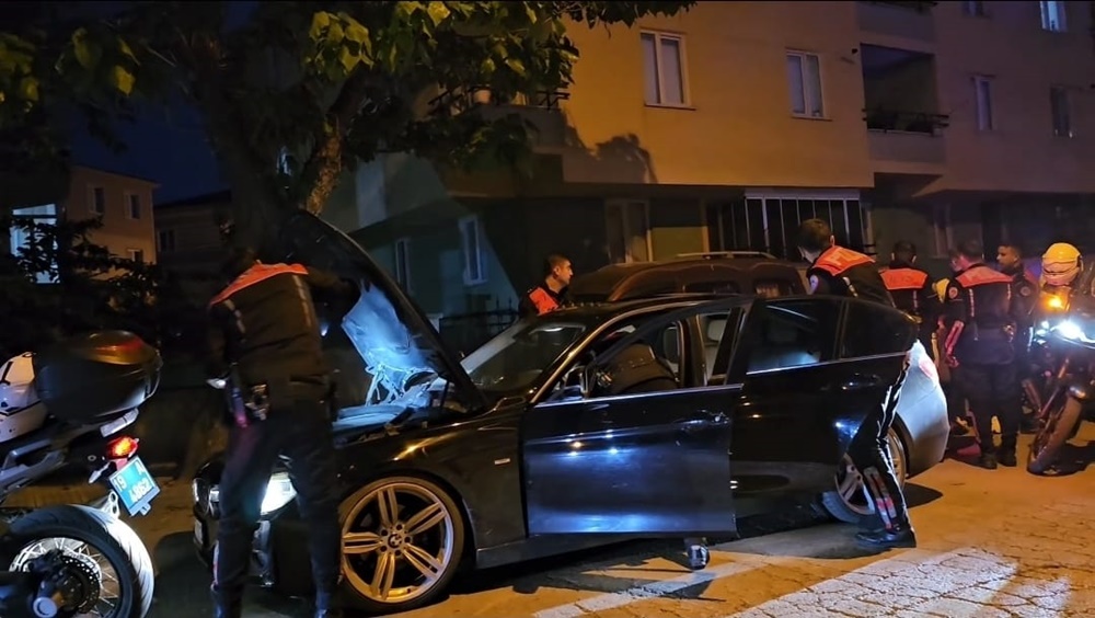 Köyde Silah Sesleri, 2 Polis Yaralandı (3)