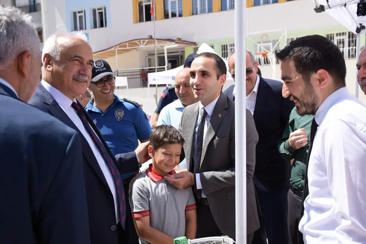 Şehit Habib Gökce’nin İsmi Kütüphanede Yaşatılıyor 2