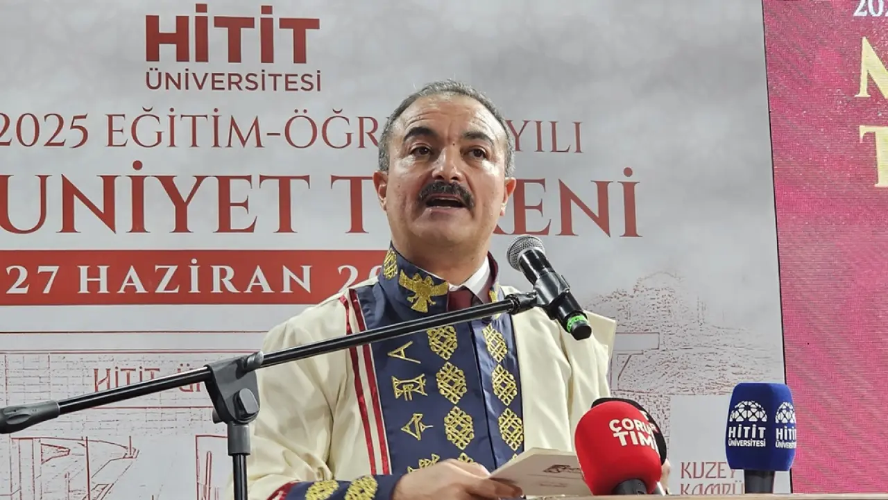 Gençlerin Mezuniyet Coşkusu 4