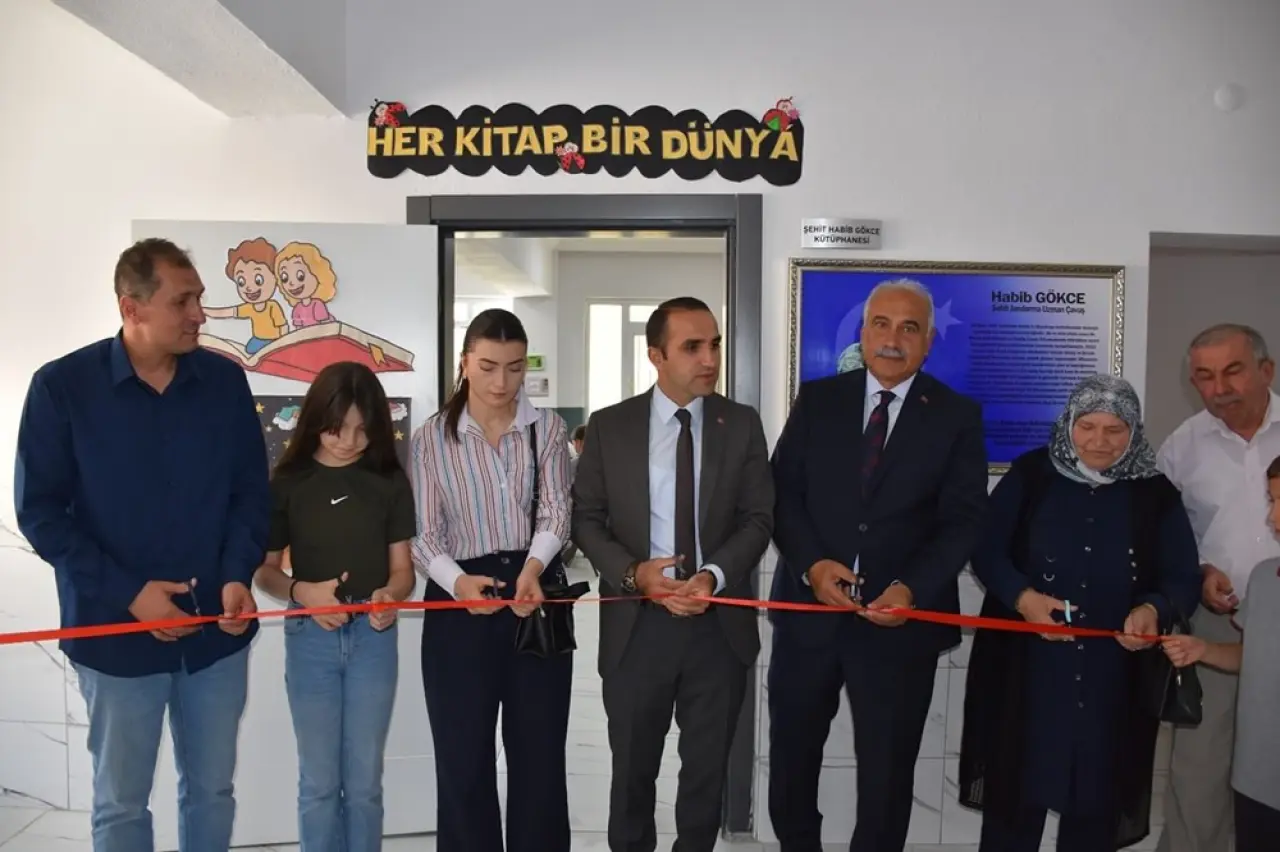 Şehit Habib Gökce’nin İsmi Kütüphanede Yaşatılıyor 5