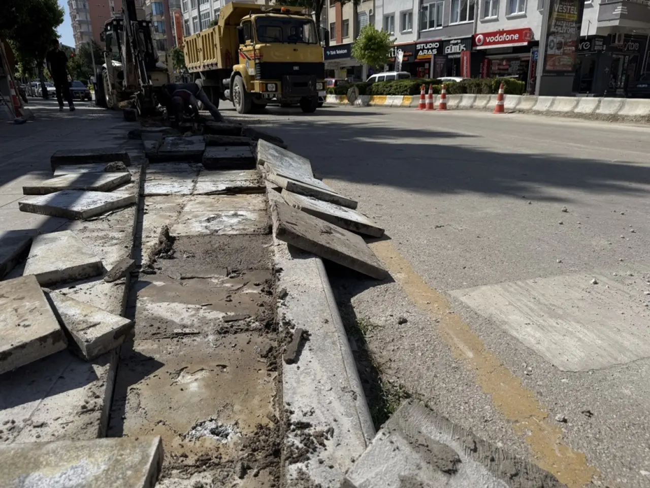 ‘Yollar Genişliyor, Trafik Rahatlayacak’ 1