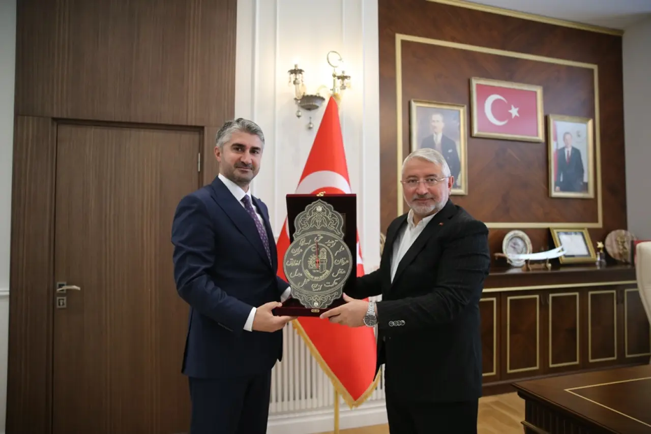 Tarıkdaroğlu, Çorum’da Ziyaretlerde Bulundu 4