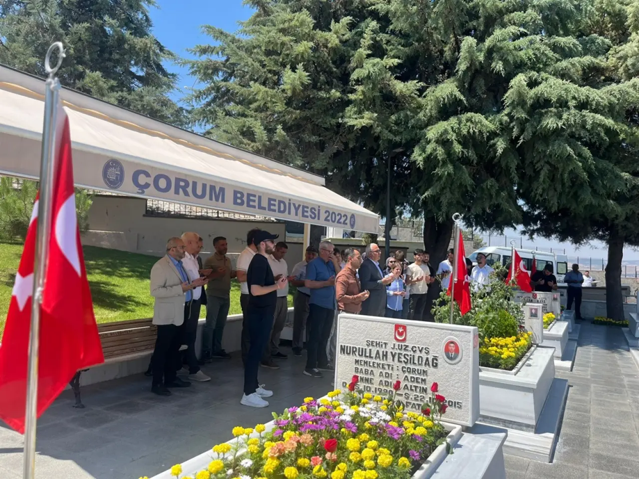 Lise Öğrencileri Şehit Kabirlerini Ziyaret Etti 1
