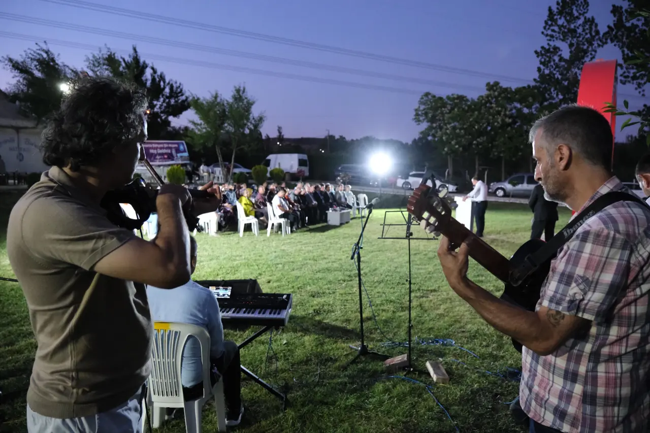 Lavanta Kokulu Şiir Dolu Gece 3