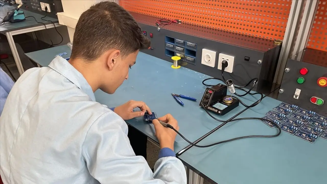 Öğrencilere Meslek Lisesi Çağrısı 2