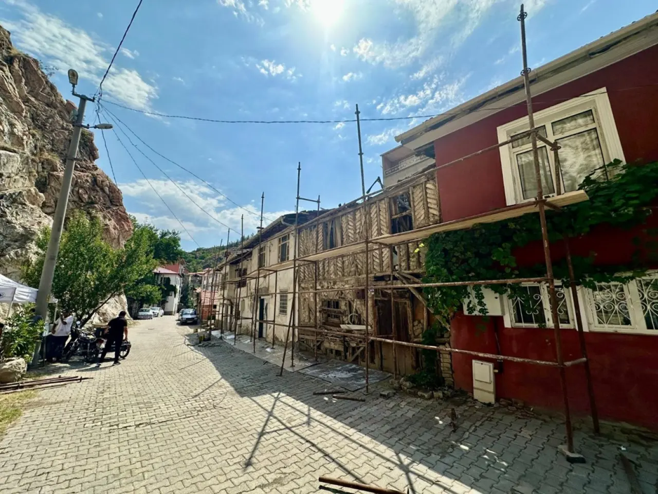 Tarihi Sokakların Cephesi İyileştiriliyor 1