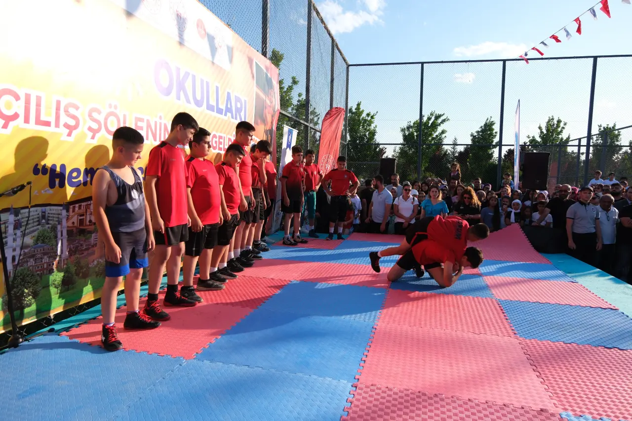 Millet Bahçesi’nde Yaz Okulu Sevinci 2