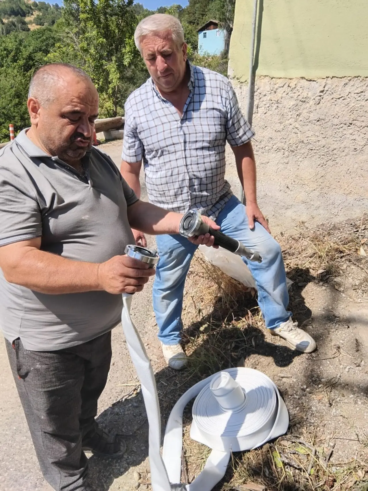 Çorum'da Yangın Riski Bulunan Köylere Yangın Hortumu Dağıtılıyor 2