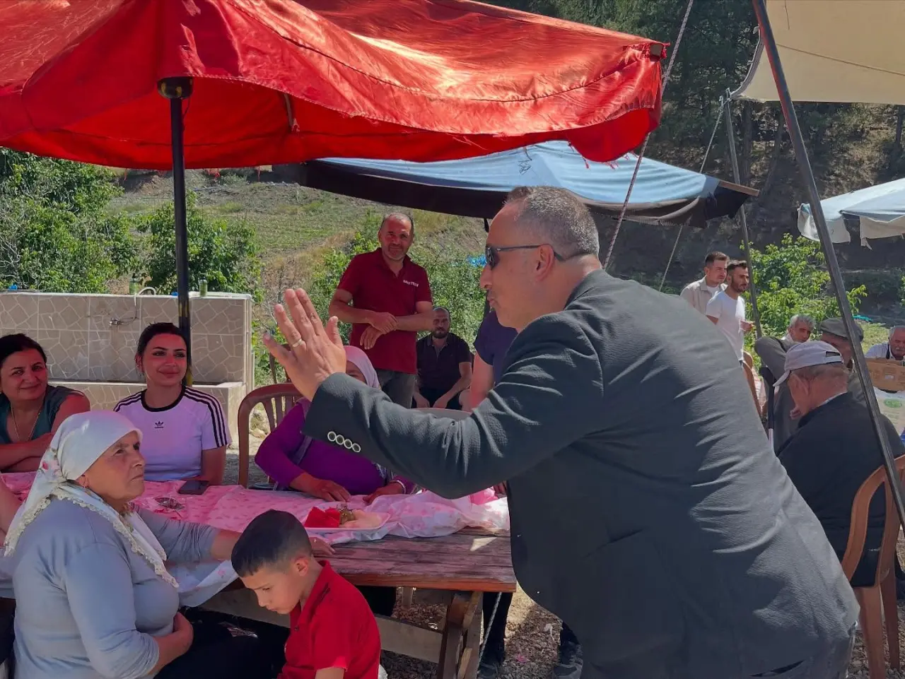 CHP’liler Kızılpınar Köyündeki Fasulye Şenliğine Katıldı 2