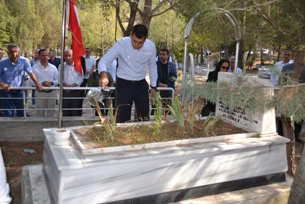 Kargı Protokolünden Şehitlik Ziyareti 2