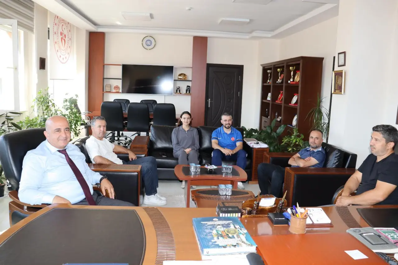Karate Federasyonu Başkanı Taşdemir, Çorum'da 2