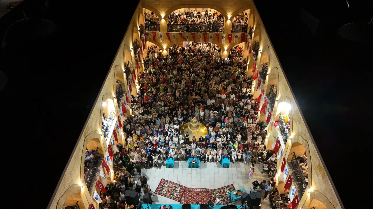 Bedesten'de Urfa Rüzgarı Esti 1