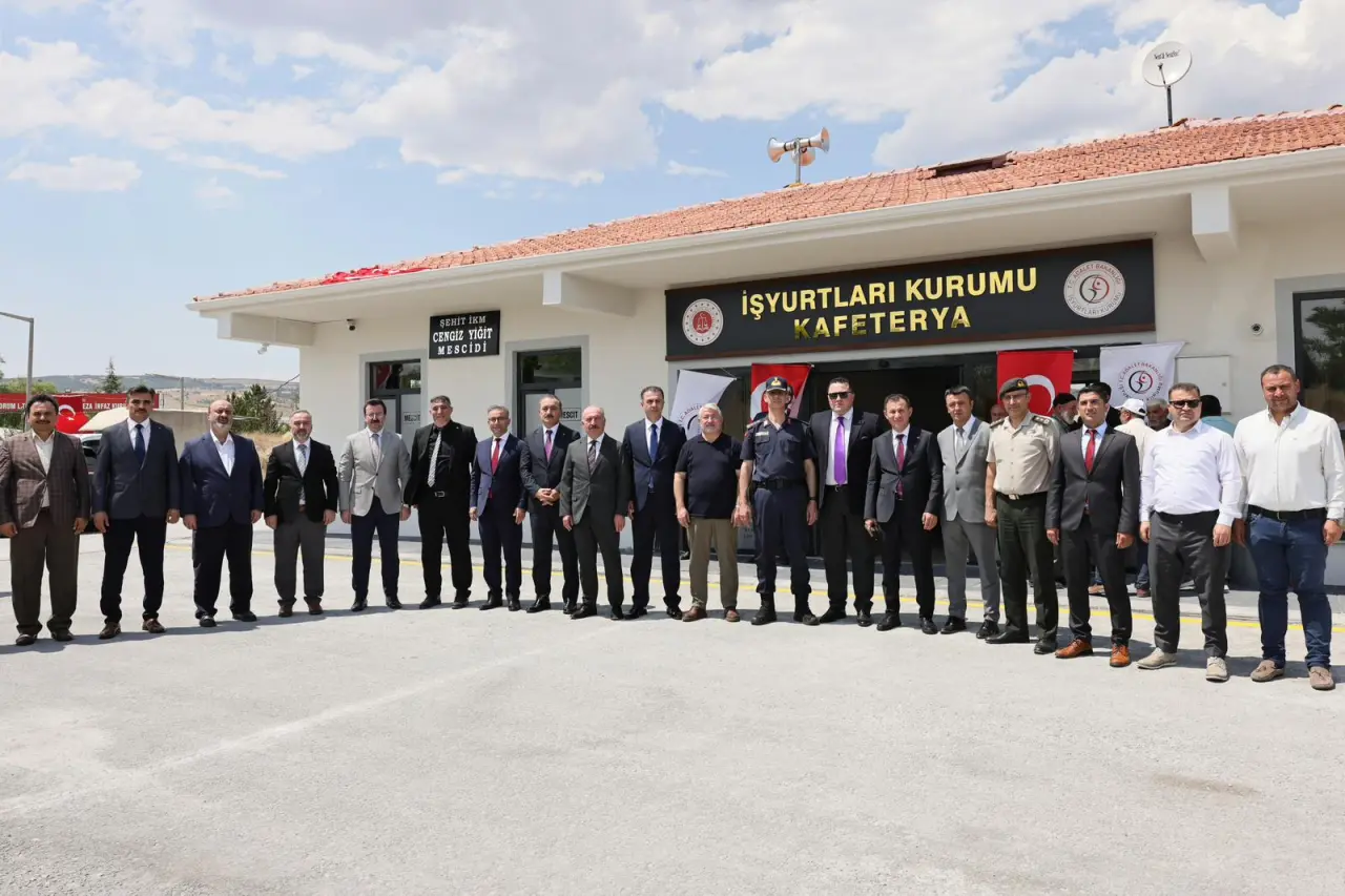 Ceza İnfaz Kurumuna Mescit 4
