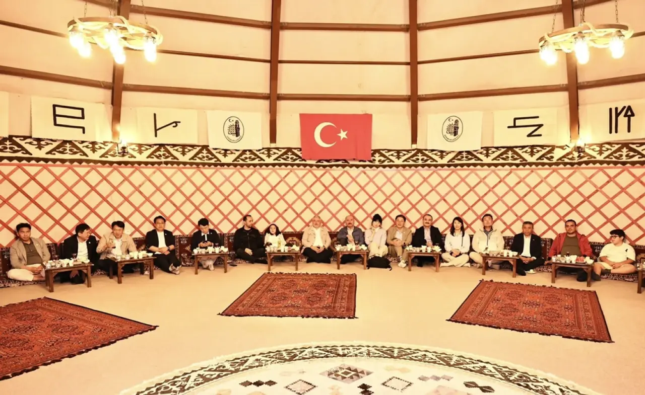 Güney Kore Heyeti Oba’da 3