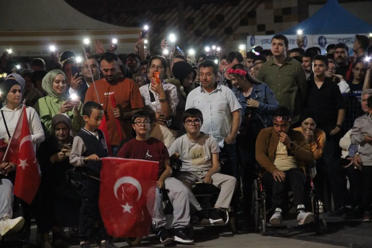 Meydanda Mest Eden Akşam 3