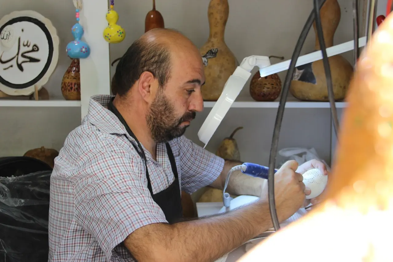 7 Yıldır Yumurtaları Sanata Dönüştürüyor 2
