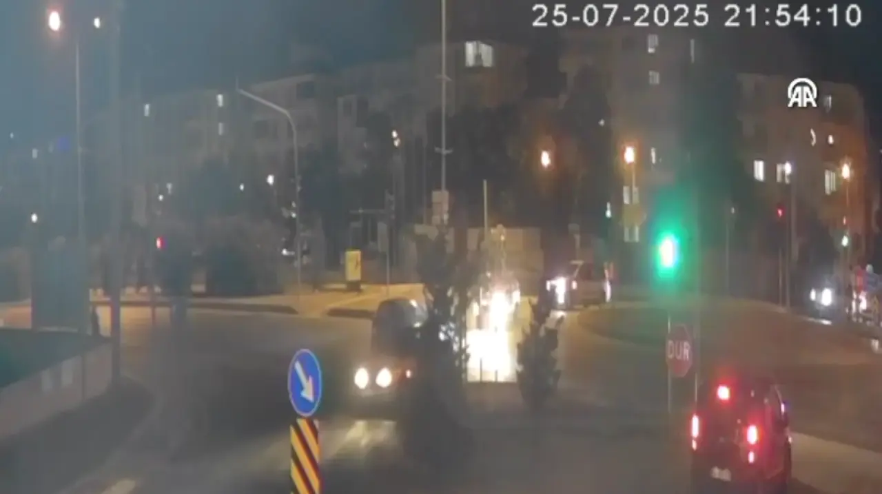 4 Trafik Kaza Anı Kamerada 2