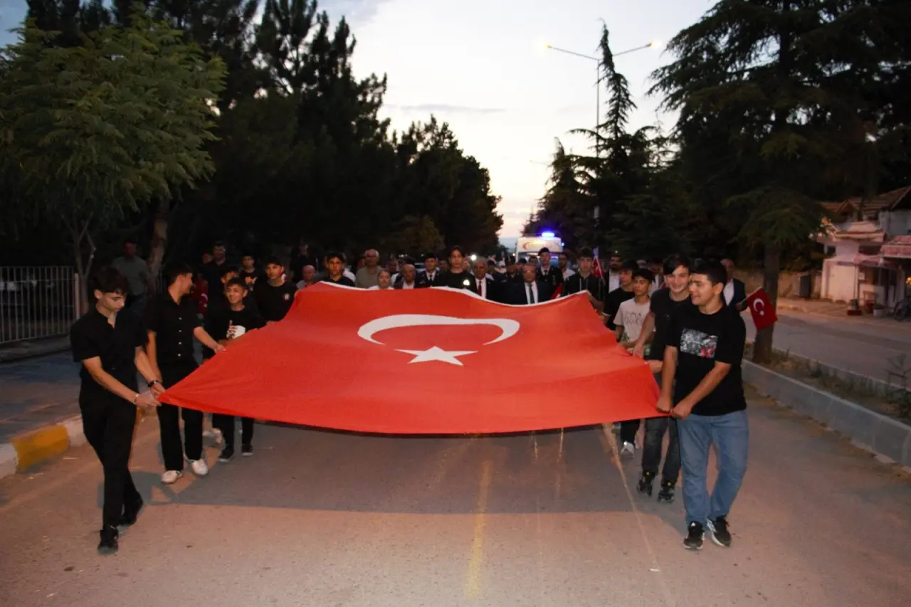 Uğurludağ’da 15 Temmuz Ruhu Meydanda Yaşatıldı 2