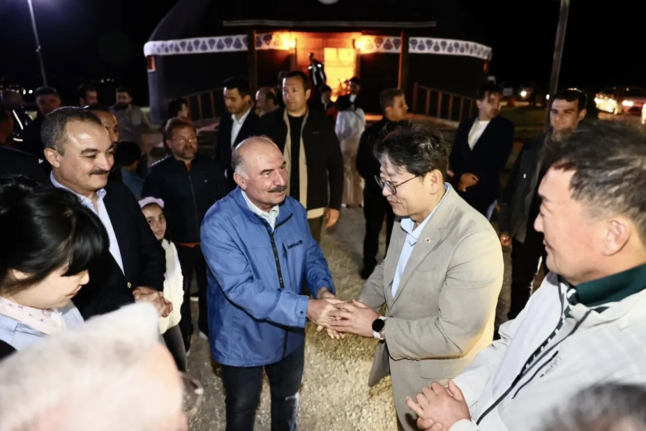 Güney Kore Heyeti Oba’da 1