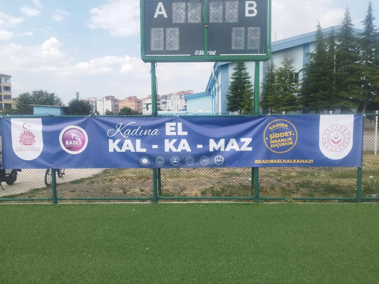 Spor Tesislerine Kadına Şiddete Hayır Pankartları Asıldı 3