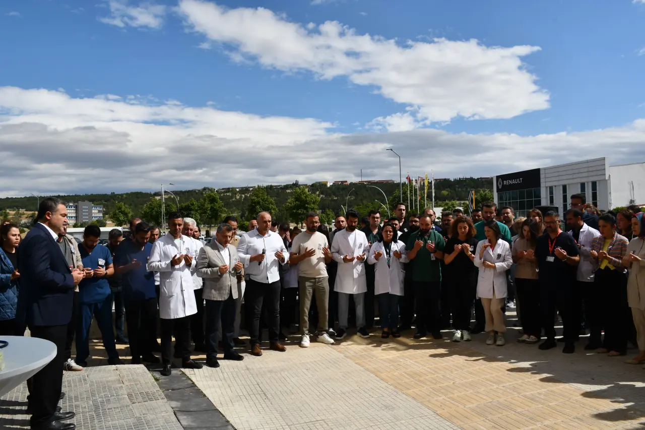 Hastaneyi Yasa Boğan Vefat 1