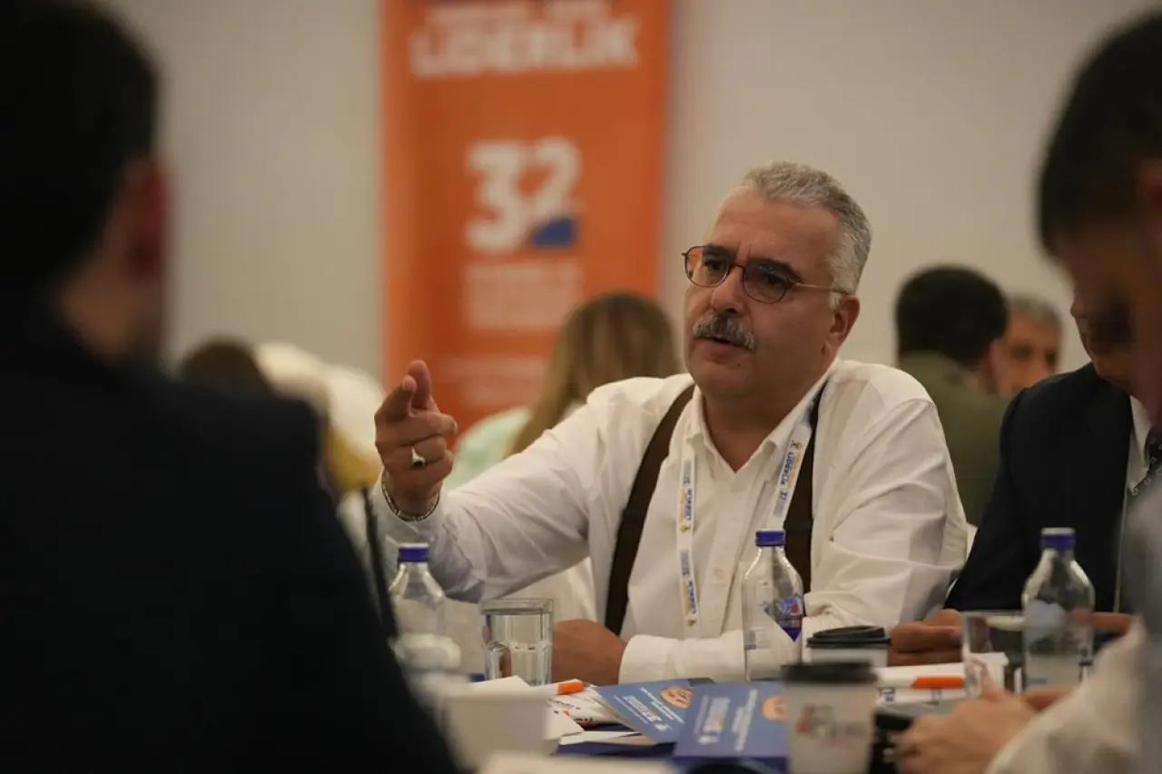 Milletvekili Ahlatcı, Kızılcahamam Kampı’nda 1