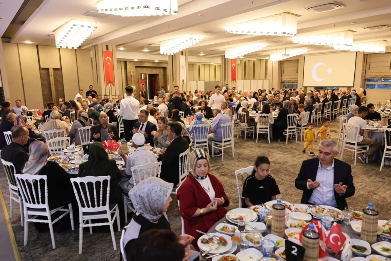 Şehit Aileleri ve Gaziler Yemekte Bir Araya Geldi 6