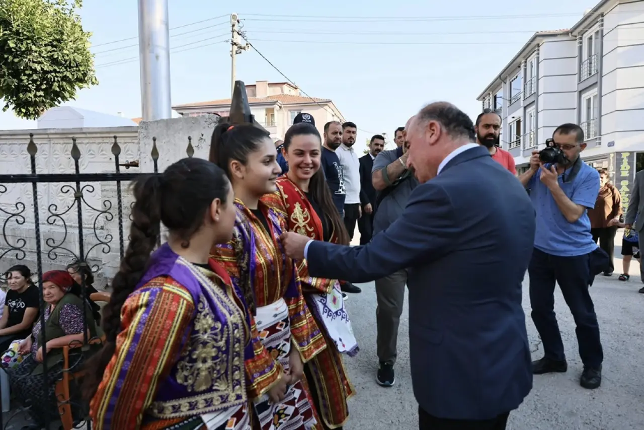 ‘Sevgi Bağlarının Her Zaman Güçlü Kalsın’ 6