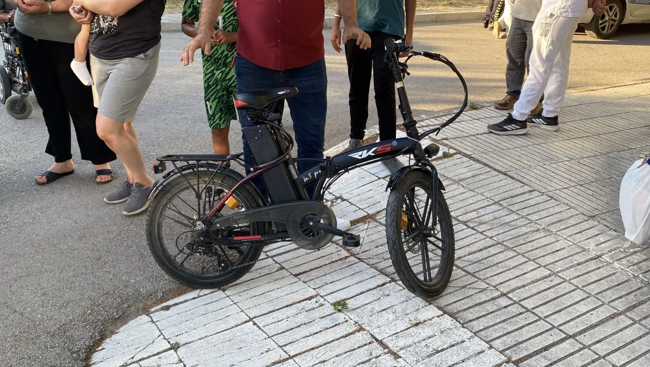Minibüsle Çarpışan Bisikletli Çocuk Yaralandı 3
