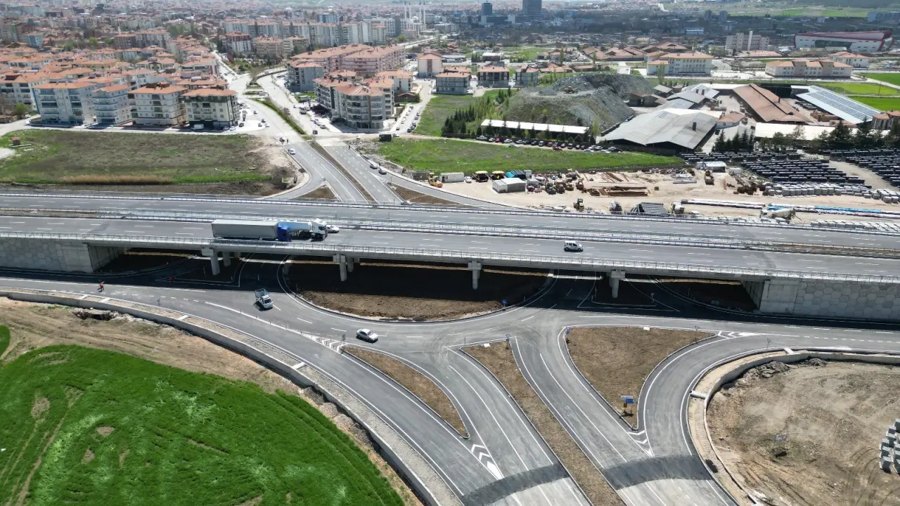 Akşemsettin Caddesi 2 Gün Kapalı 1
