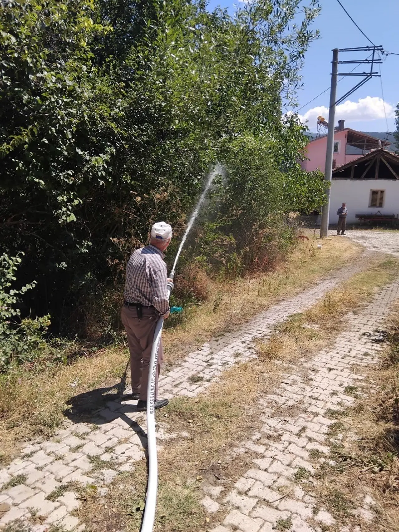 Çorum'da Yangın Riski Bulunan Köylere Yangın Hortumu Dağıtılıyor 3
