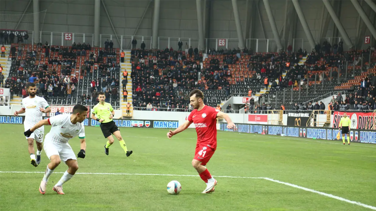Yalçın'dan Amedspor Maçı Öncesi Dostluk Mesajı: Baklava ile Karşılandık, Leblebi ile Karşılayacağız 2