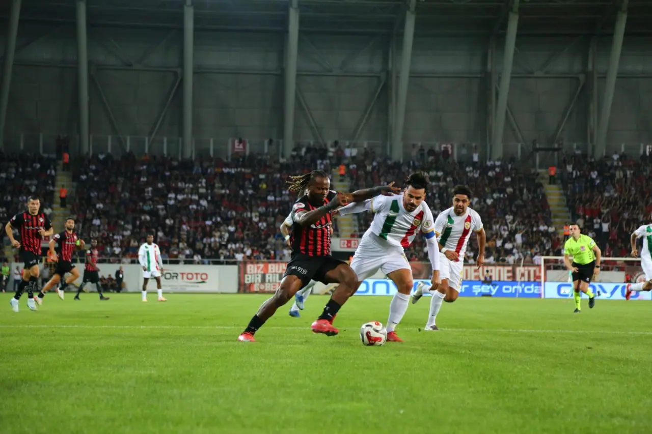 Çorum FK’den Süper Başlangıç: 2-0 14