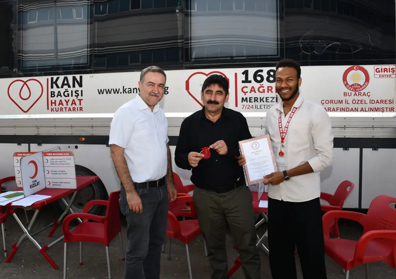 ‘Kan Bağışı Hayat Kurtarır’ 1