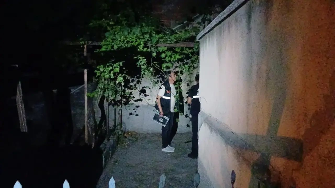Husumetlisi Evinin Önünden Geçince Kurşun Yağdırdı 2
