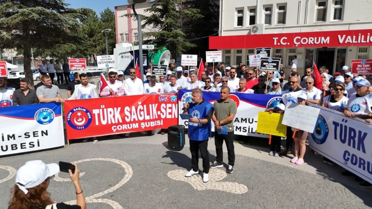 Çorum’da Memurlar İş Bıraktı 1