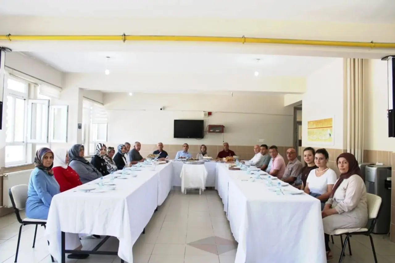Aşçı Çırağı Kursiyerleri Hünerlerini Sergiledi 1