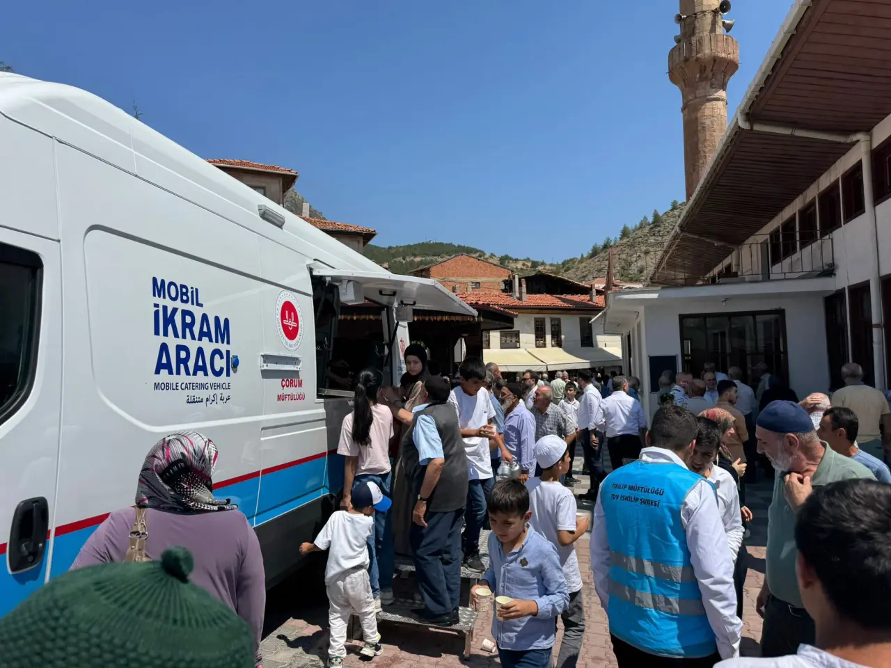 TDV Mobil İkram Aracı İskilip'te Hizmet Verdi 2