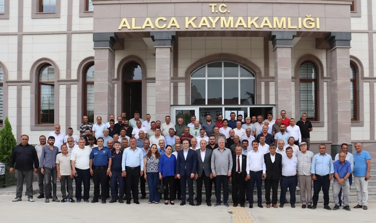 Muhtarlar Anlattı, Protokol Dinledi 1