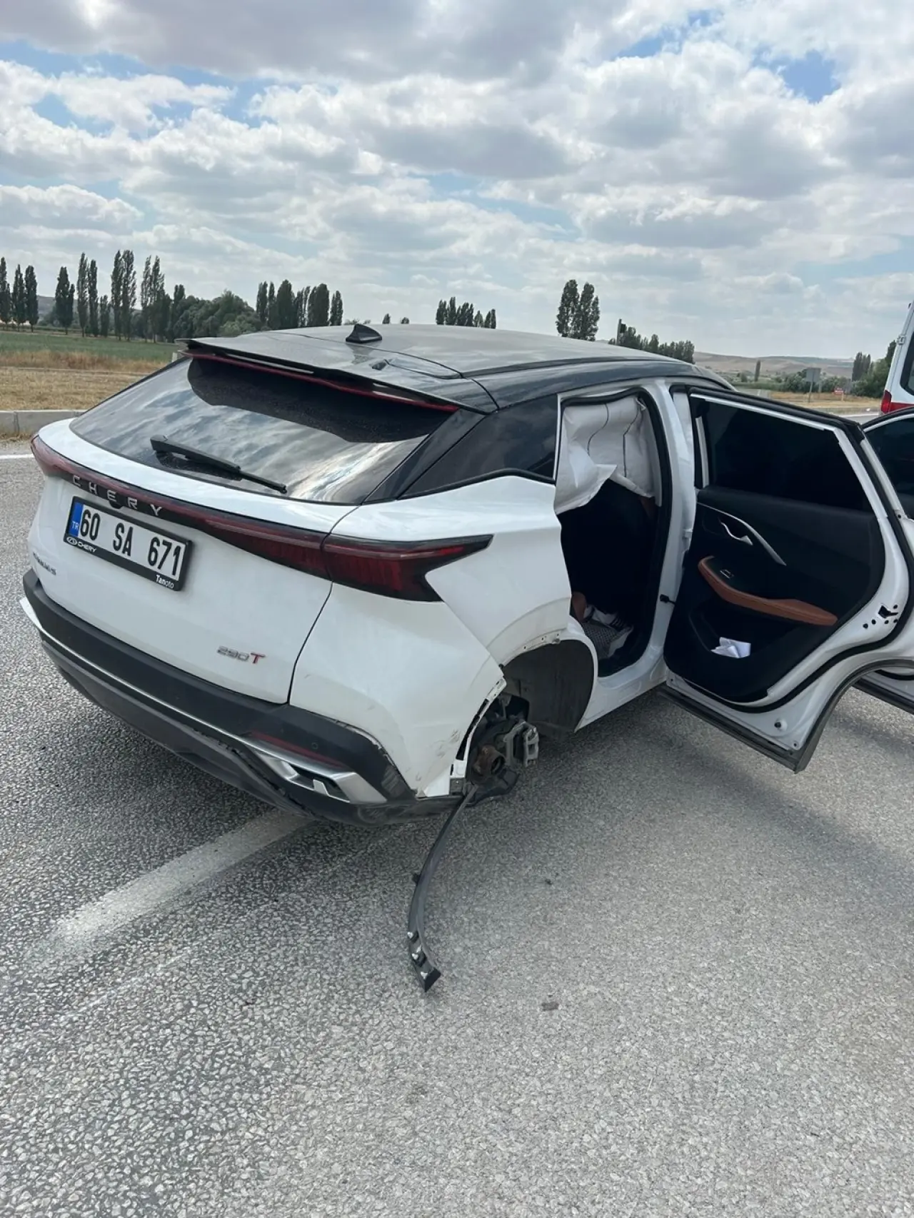 Panelvan Araç ile Cip Çarpıştı 1