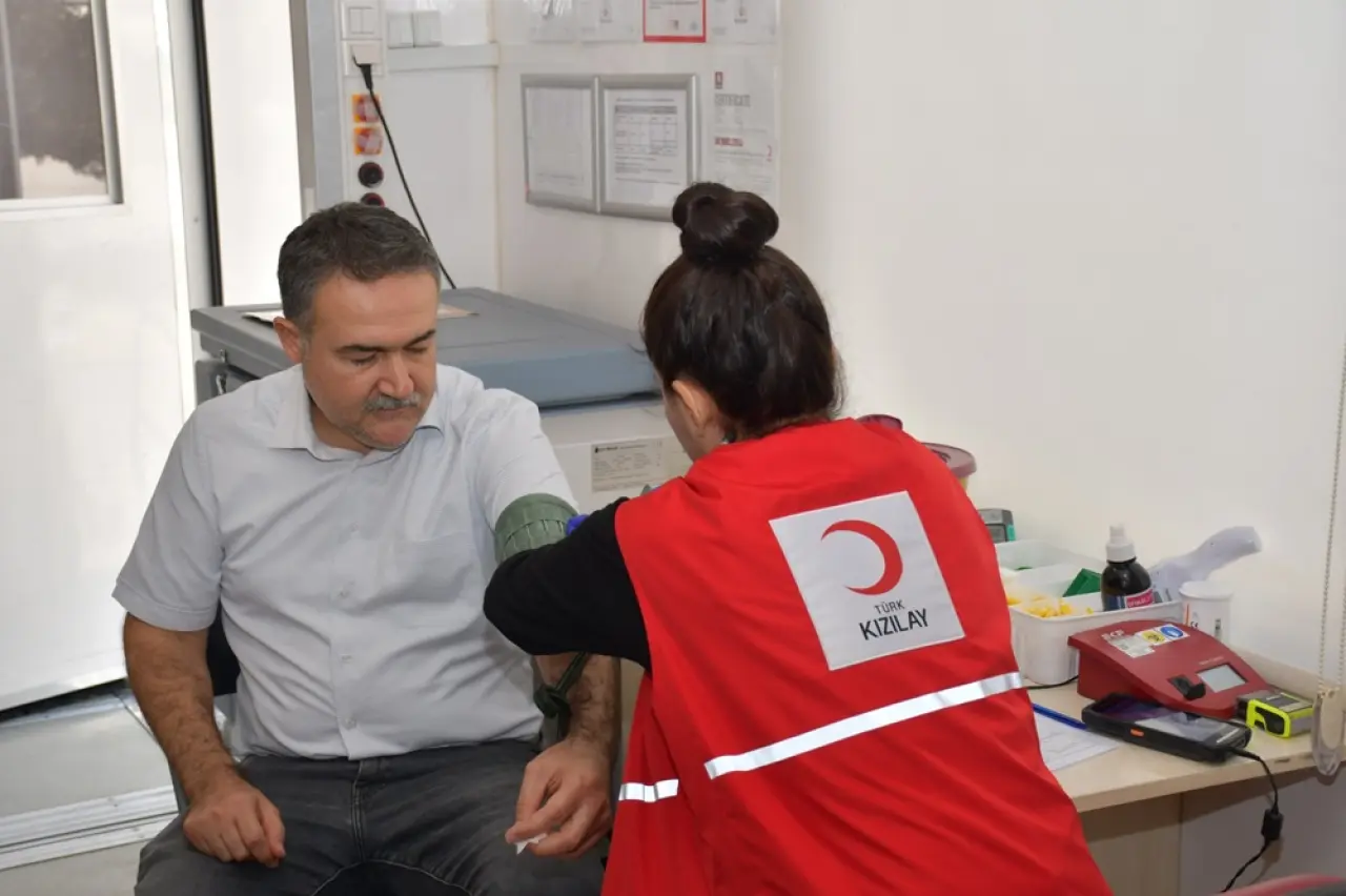 ‘Kan Bağışı Hayat Kurtarır’ 4