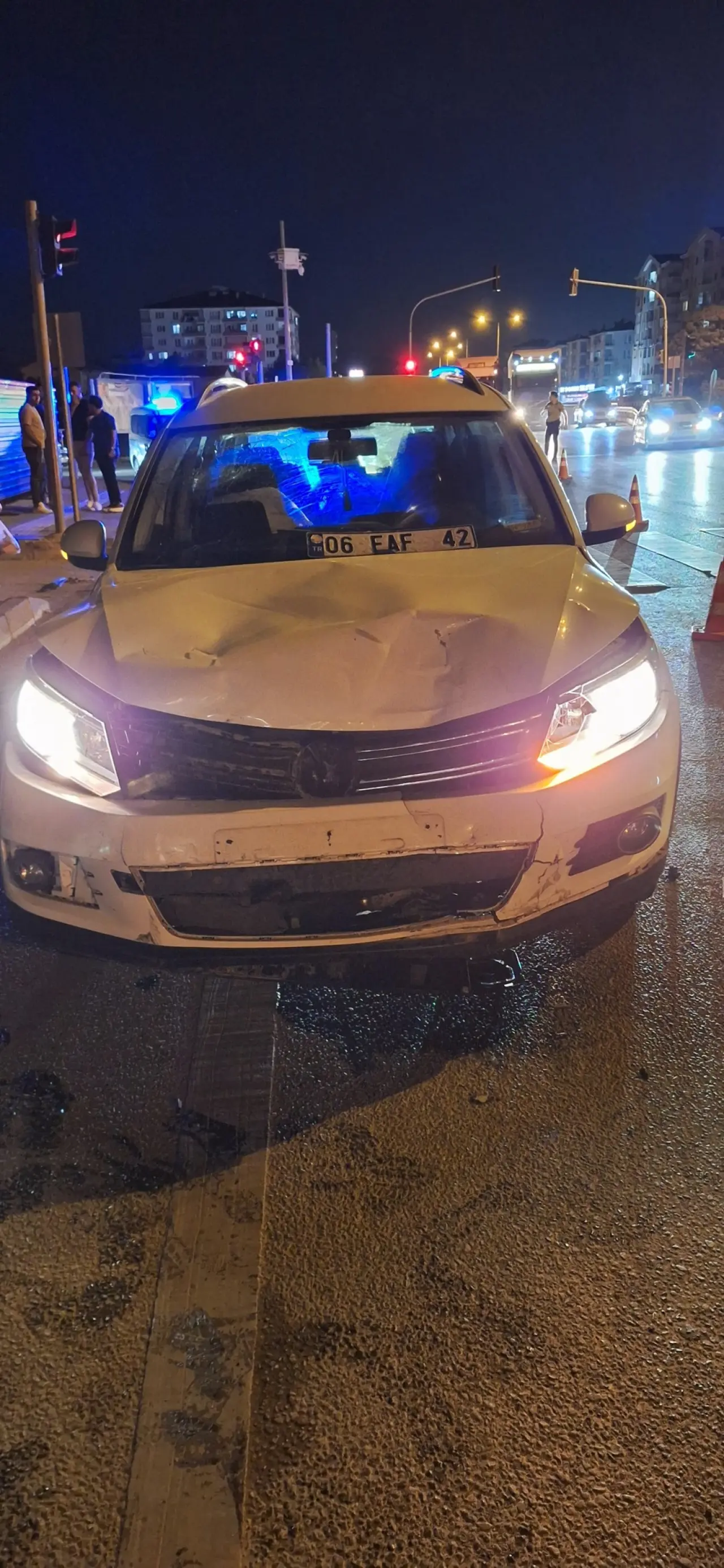 Motosiklet ile Otomobil Çarpıştı 6