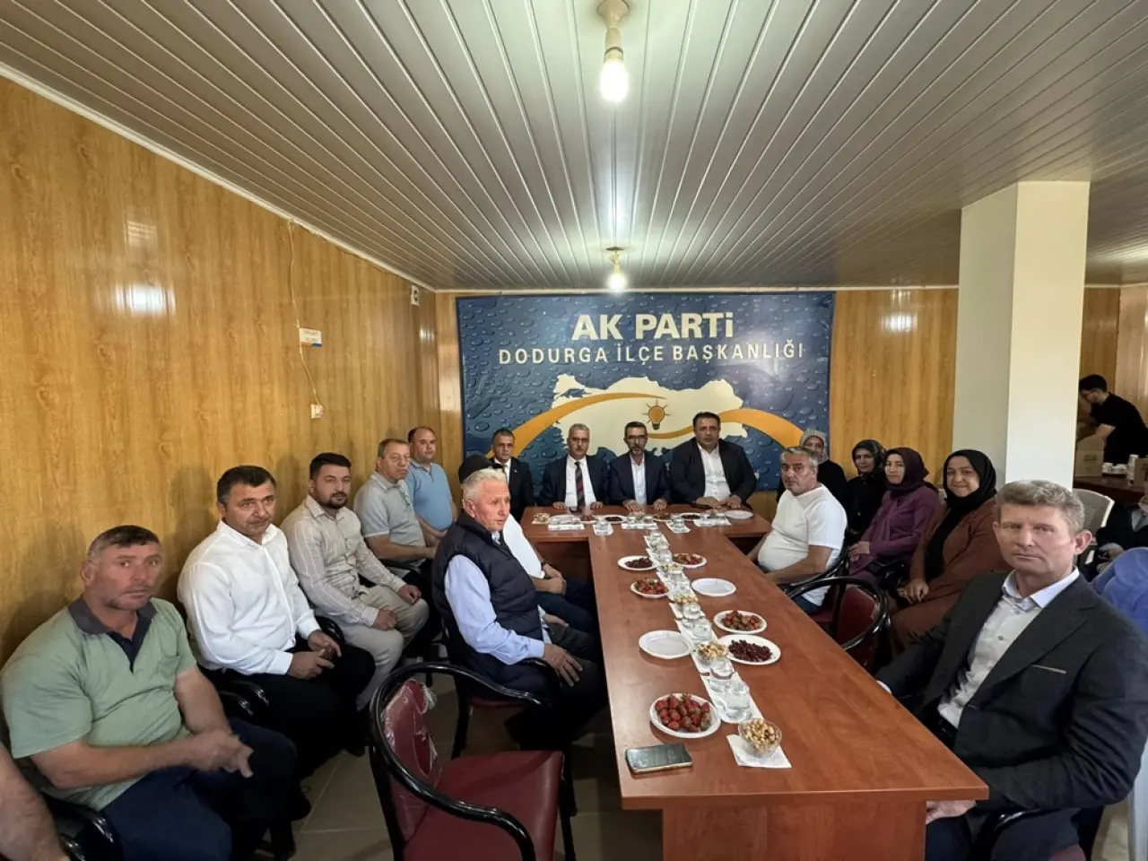 Milletvekillerinden İlçeler Turu 5