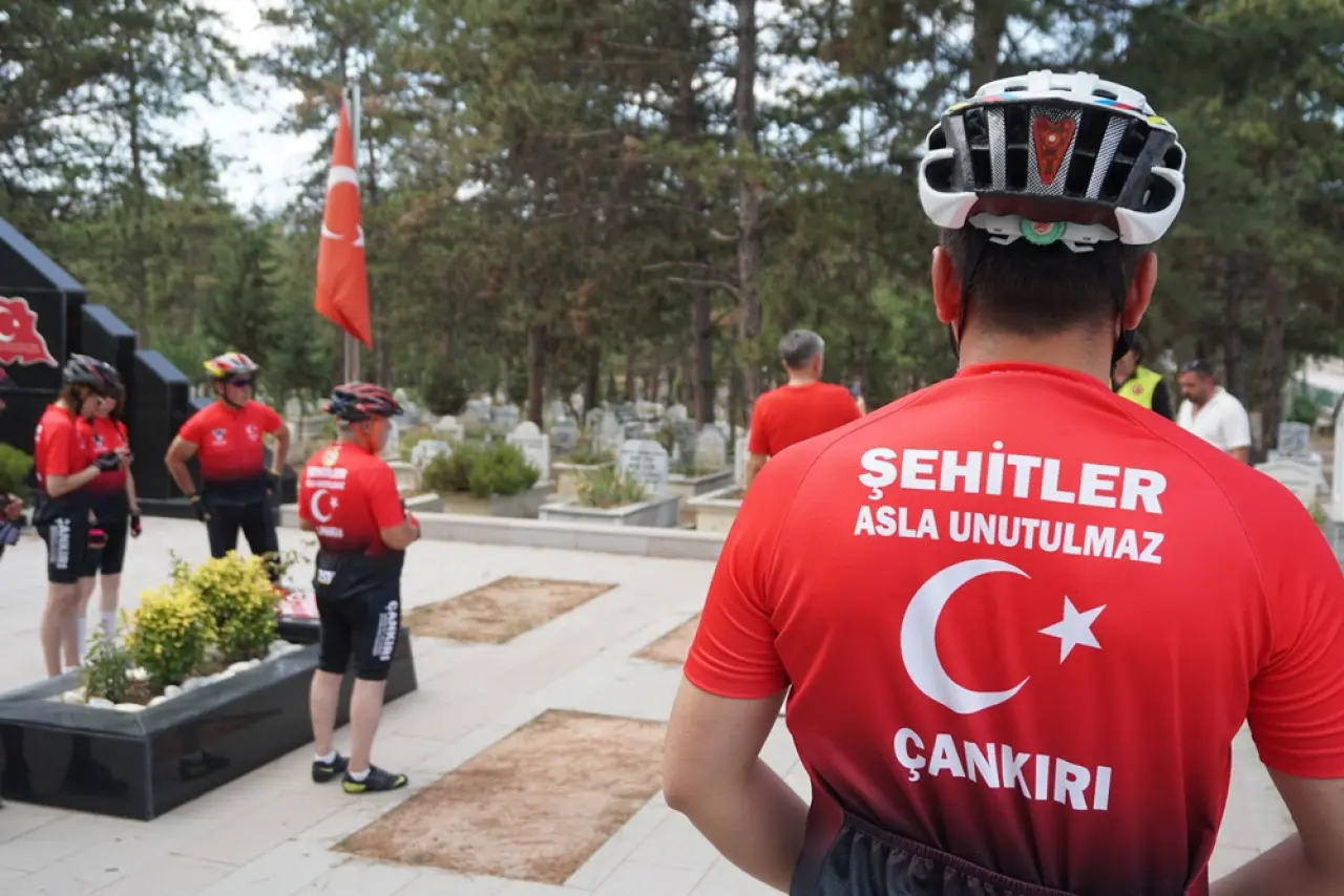 Bisikletseverler Şehit Öğretmeni Unutmadı 4