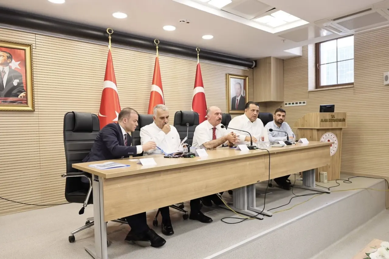 Muhtarlar Toplantısı'nın Bu Haftaki Durağı Alaca 3