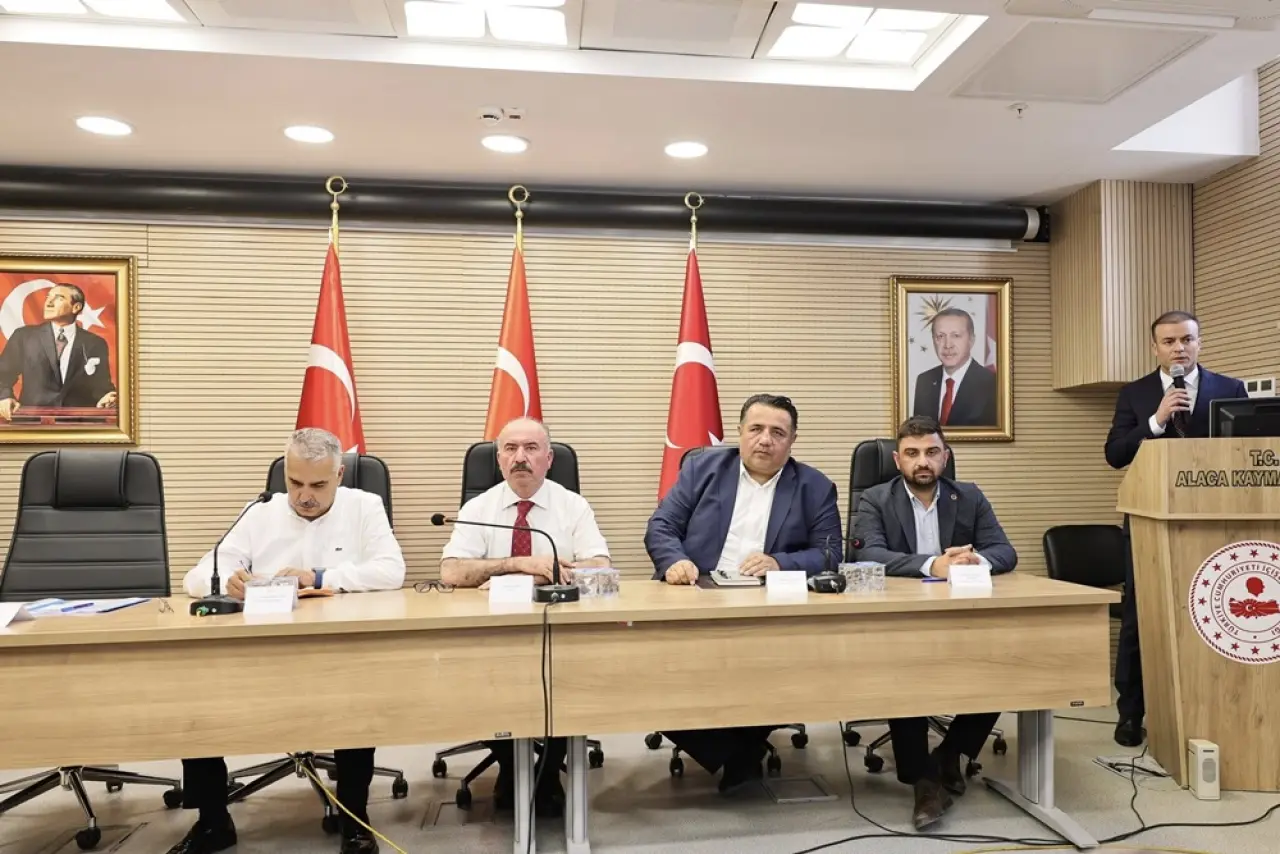 Muhtarlar Toplantısı'nın Bu Haftaki Durağı Alaca 1