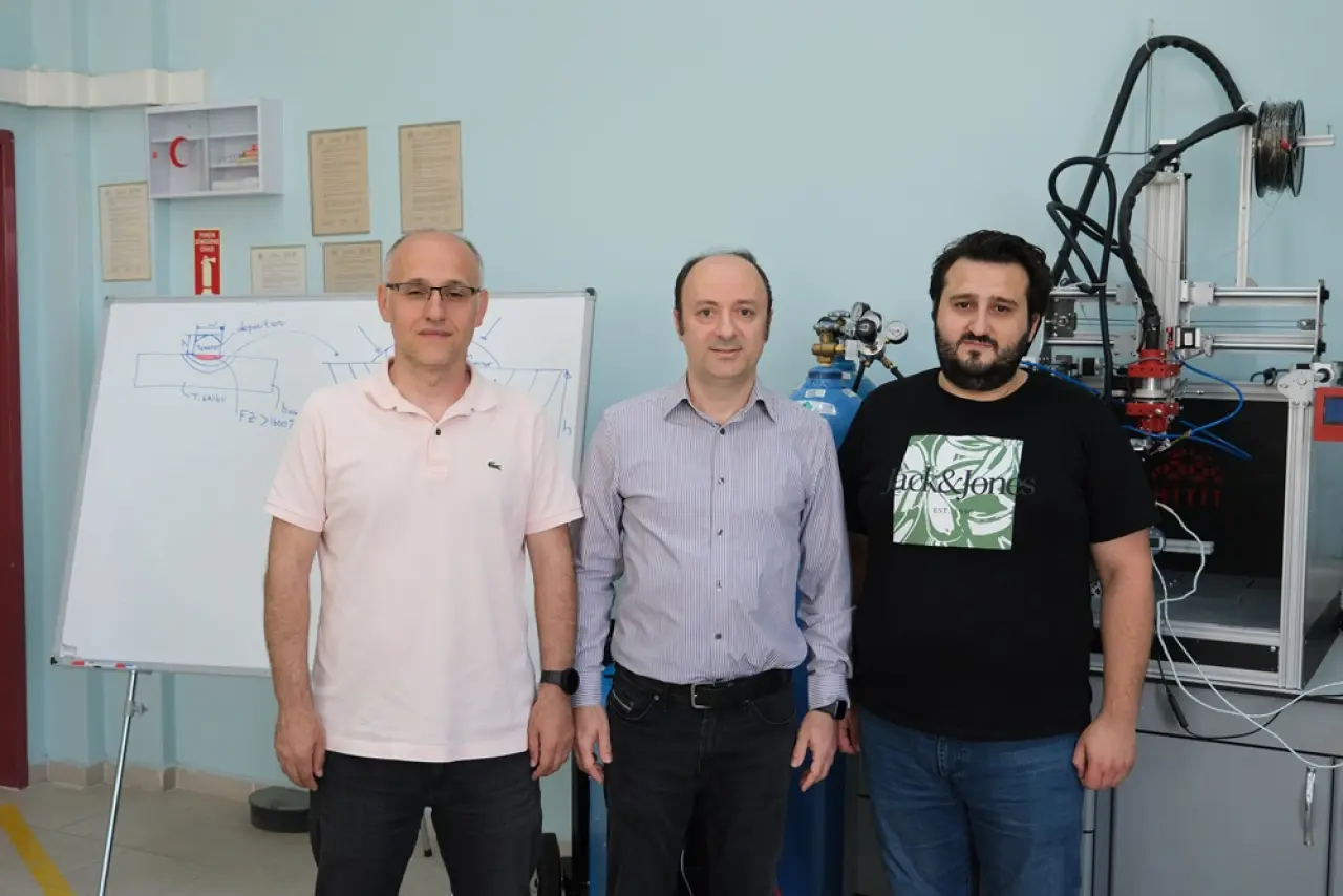 Stratejik Sektörler İçin Parça Üretebilen Cihaz 3
